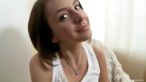 Vaginal Toys In Delicious Petite Jaclyn Cums So Sweetly!