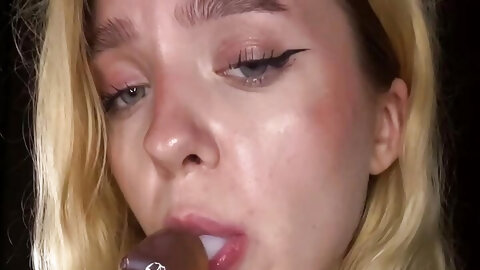 teen blowjob, lots of cum in mouth